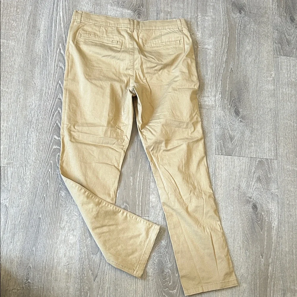 The children’s placeBeige flax pants size 14